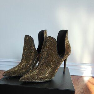 Aldo Heels, Size 8.5, Black and Gold